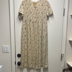 Sostanza Rayon Dress - Cream with Purple Floral Print - Size Medium